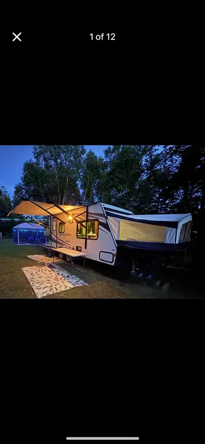 ***REDUCED*** 2014 Solaire 163x Hybrid Camper 21 feet Floor, roof, windows, AC, canvas, heat in grea...