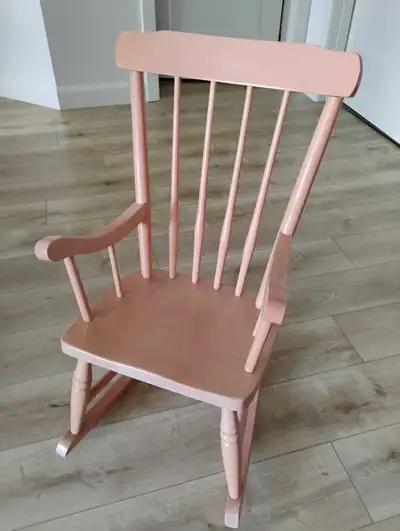 chaise berçante pour enfant , View more
