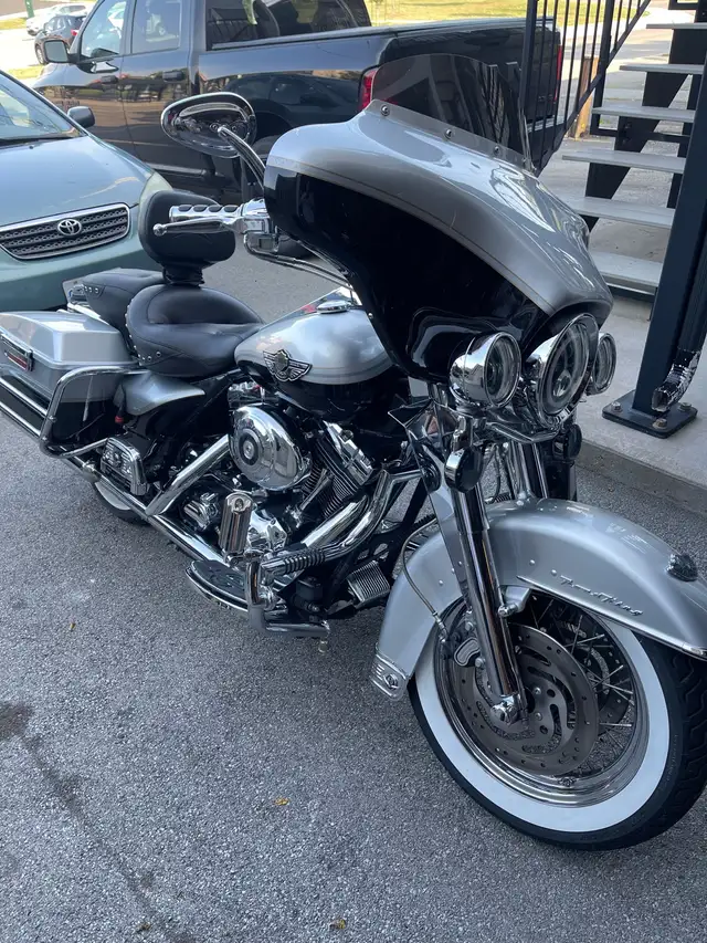 2003 Roadking anniversary in Touring in St. Catharines - Image 2
