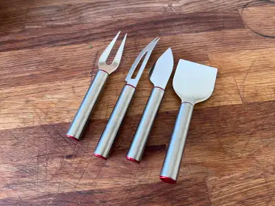 GoodCook Set of cheese knives / jeu de couteaux à fromage, View more