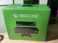 Xbox One 500GB Console (with Kinect) CIB + Controller & 8 Games