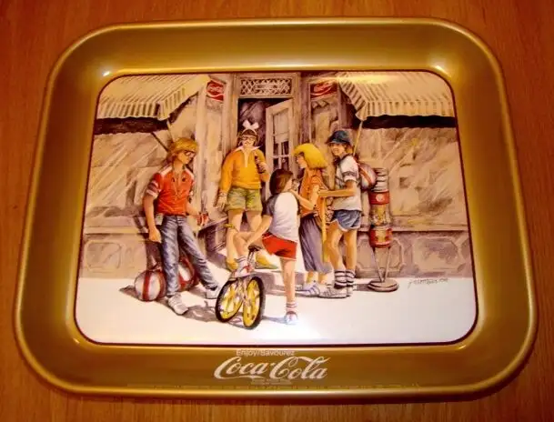 antique cabaret coca cola authentique 1984  style antique in Arts & Collectibles in Rimouski / Bas-St-Laurent - Image 7