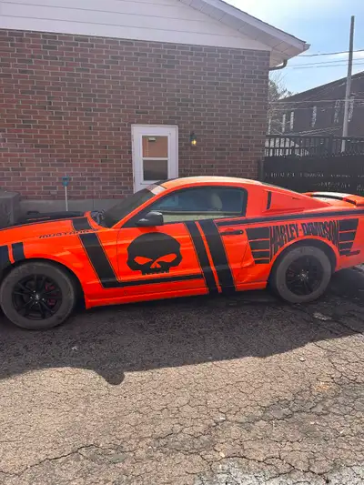 Ford mustang v6 4.l 2005 à vendre tel quel! 2500$ non négociable! Besoin d’amour un peu, besoin d’un...