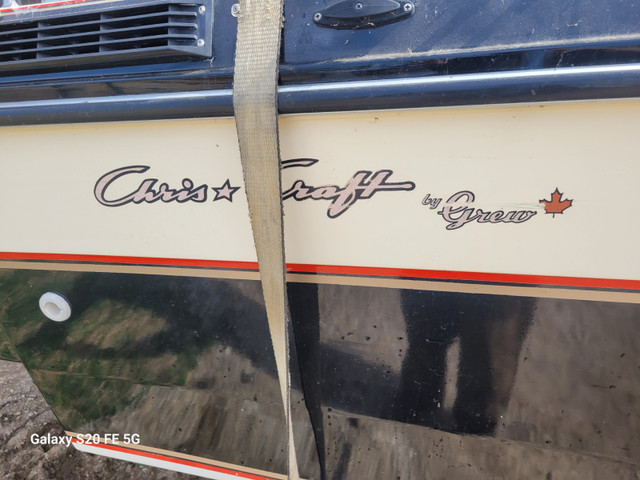 Chriscraft Scorpion 22ft in Powerboats & Motorboats in Owen Sound - Image 3