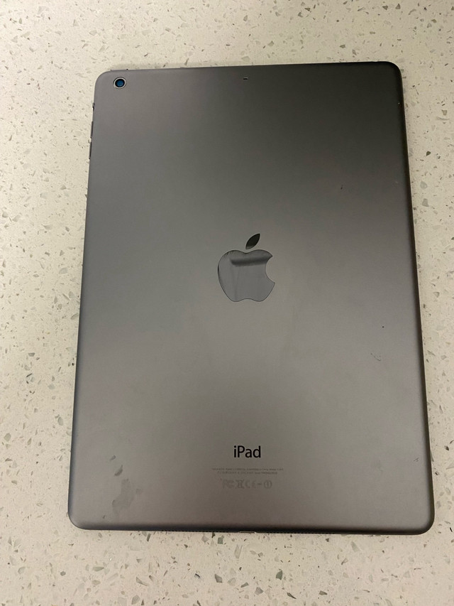 Apple ipad in iPads & Tablets in Oshawa / Durham Region - Image 2