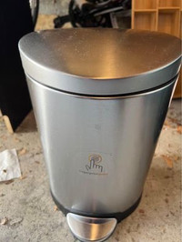 simple human stainless steel 6L garbage bin
