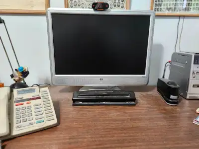 HP 22W Computer Monitor, View more