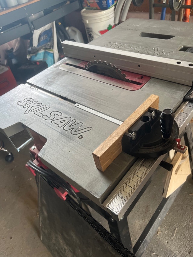 10” Table Saw Power Tools Kamloops Kijiji