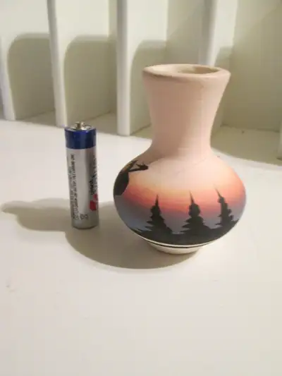 Navajo vase, View more