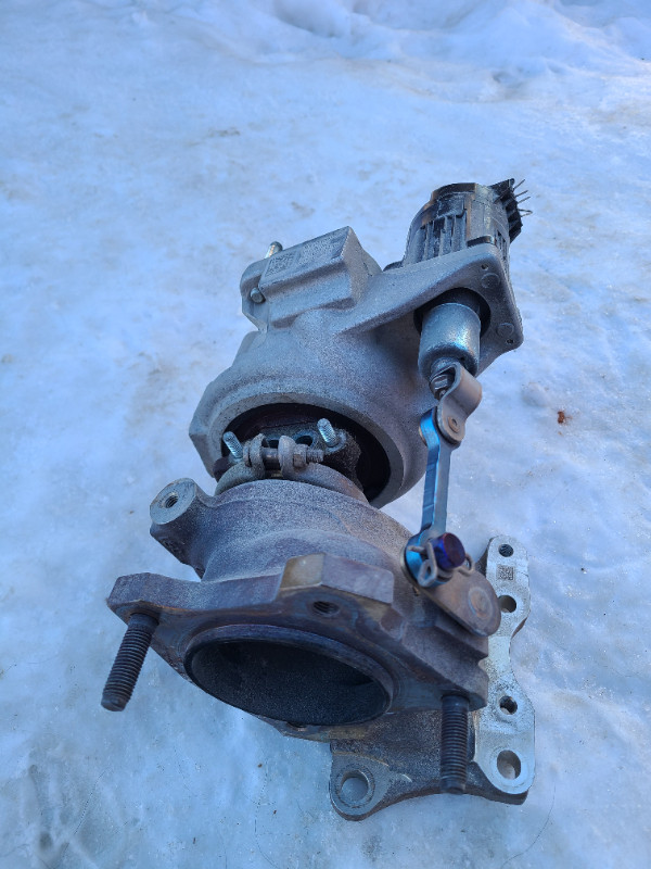 Turbocharger Honda civic in Engine & Engine Parts in Saskatoon - Image 3