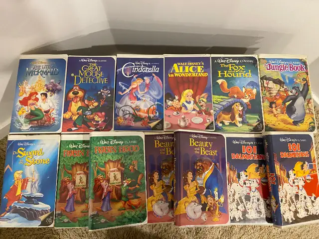 Walt Disney Black Diamond VHS Clamshell Movies - Little Mermaid in CDs, DVDs & Blu-ray in City of Toronto - Image 2