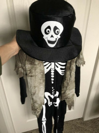 Size 3T - 4T - Skeleton Halloween suit