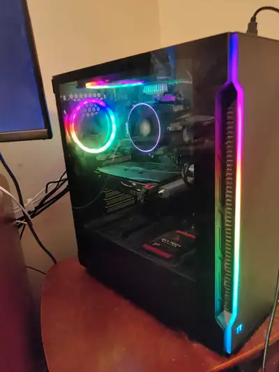 Full functioning gaming PC SETUP absolutely no issues. Runs all modern games at full hd 144hz. Can c...