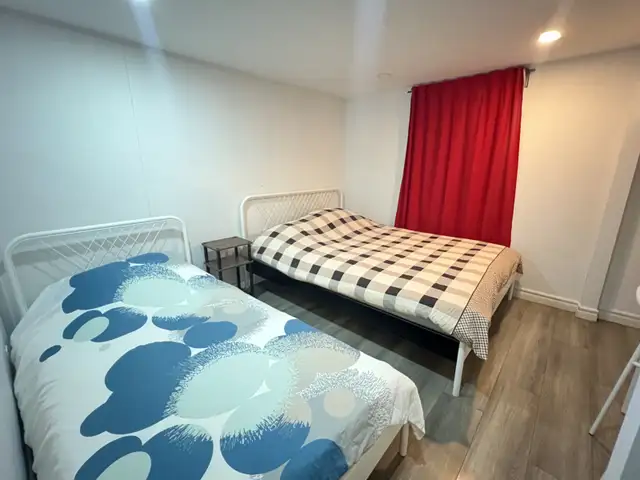 Room for rent Step Sheppard Yonge station  in Room Rentals & Roommates in City of Toronto - Image 3