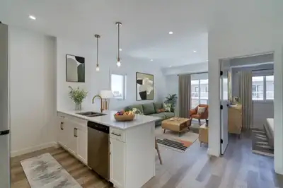 New Corner Suite 2 Bed 2 Bath in Brand New Building