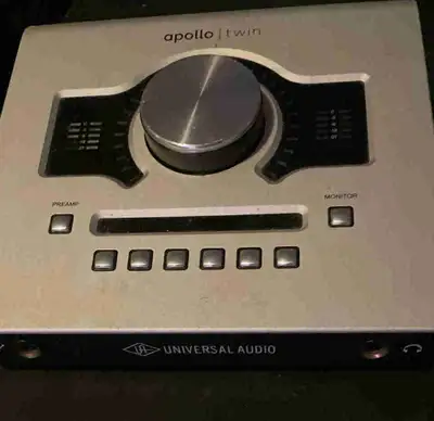 Modified Universal Audio Apollo Twin, View more