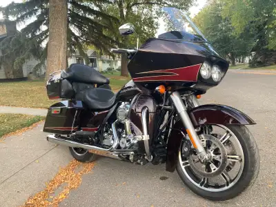 103 Stage 1, Reinhart Pipes, 6 Speed, 88800km, Upgraded Rear Suspension, Tour Pak Luggage Rack, Hiwa...