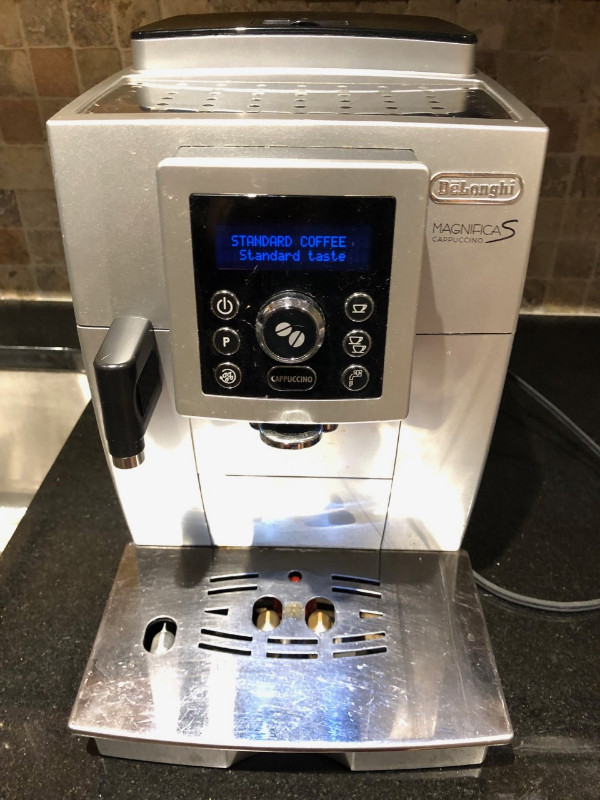 De'Longhi ECAM23460S Digital Super Automatic Machine Coffee Makers