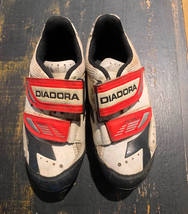 Diadora Kids cycling shoes in Clothing, Shoes & Accessories in City of Toronto