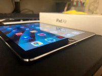 iPad Air 16GB + accessories