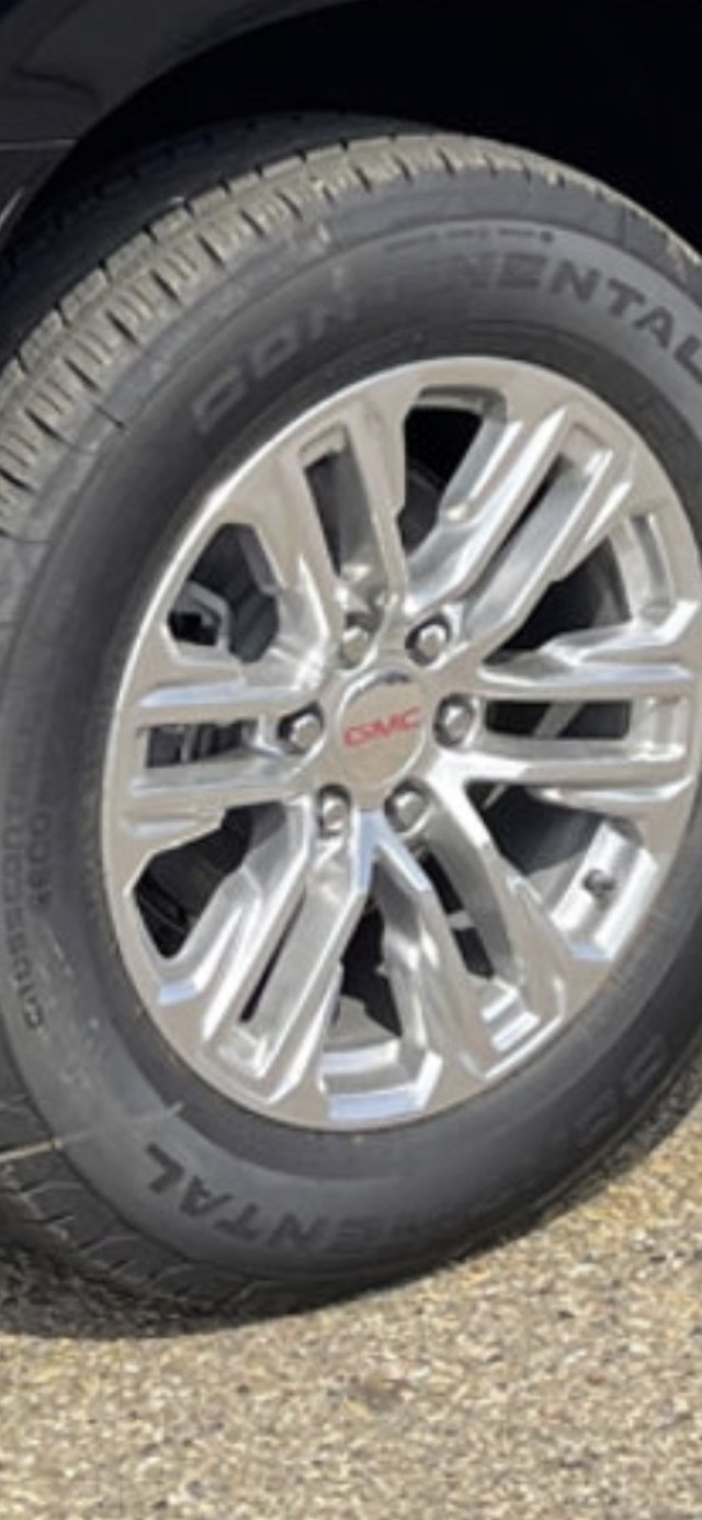 275/60R20 20 inch GMC/Chevrolet Rim and Tire set WITH SENSORS Tires