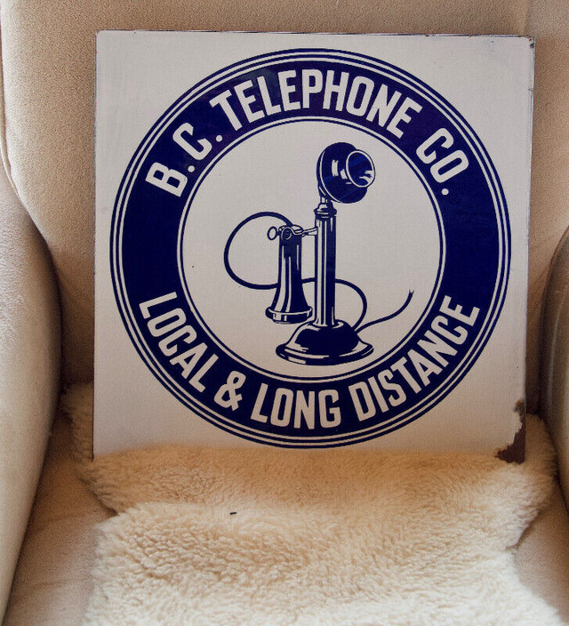 Canadian Telephone Signs in Arts & Collectibles in Burnaby/New Westminster - Image 2