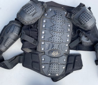 Fox chest protector, knee protector 