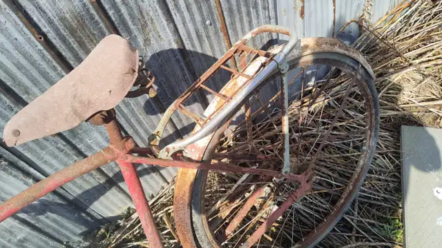 1940s antique CCM bicycle original in Other in Norfolk County - Image 4
