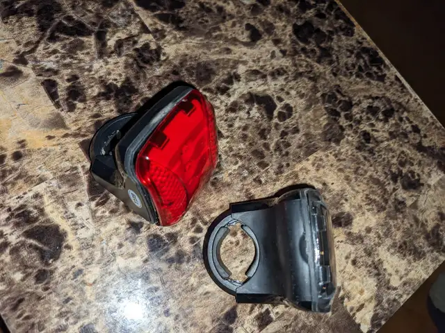 Bell LED Bike lights ..front and rear in Frames & Parts in Mississauga / Peel Region - Image 2