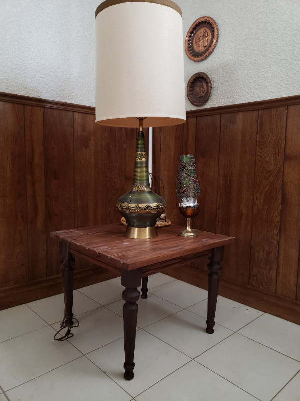 SIDE TABLE & LAMP Other Tables City of Toronto Kijiji