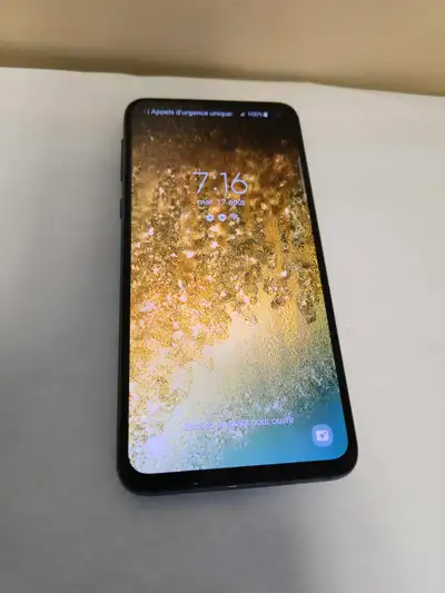Samsung Galaxy s10 unlock 128G Android wifi bat A1 garantie , View more