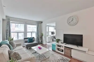 Desirable King E 1Bed + Den 1Bath w/Solarium (Office) & Parking