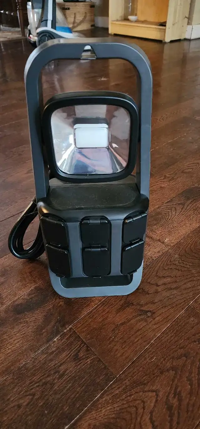 Koda power station with wireless charging  in General Electronics in Fredericton - Image 3