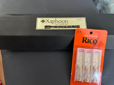 Le son de cet instrument est identique à celui du saxophone! Allez voir sur YouTube. Facile à transp...