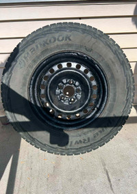 Winter tire 255/70R16 for sale