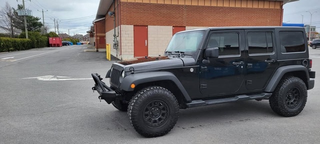 Jeep Wrangler Unlimited Sport 2014 — photo 2