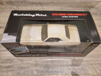 1:18 Diecast ERTL 1970 Dodge Challenger R/T Vanishing Point Dirt