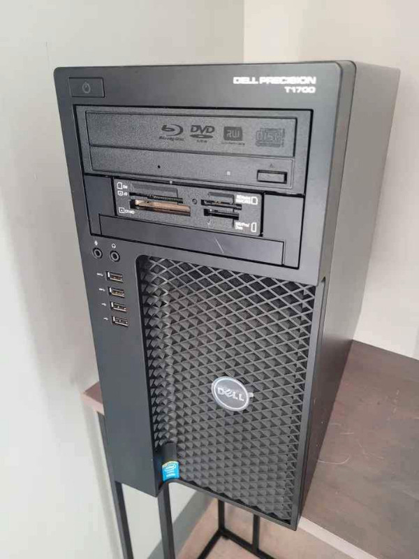 Dell precision t1700 (drv rx 6600) gaming pc in Desktop Computers in Calgary