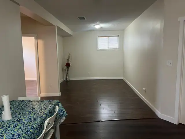 $1,300 utilities included, 2 bedroom separate entrance, Tamrack