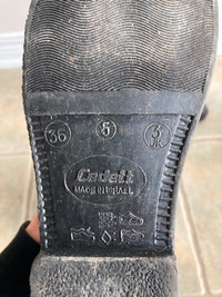 Used  Cadett Women’s Size 5 Riding Boots