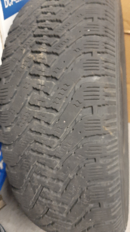 Winter tires 215 65 R17 - Goodyear in Tires & Rims in City of Toronto - Image 9