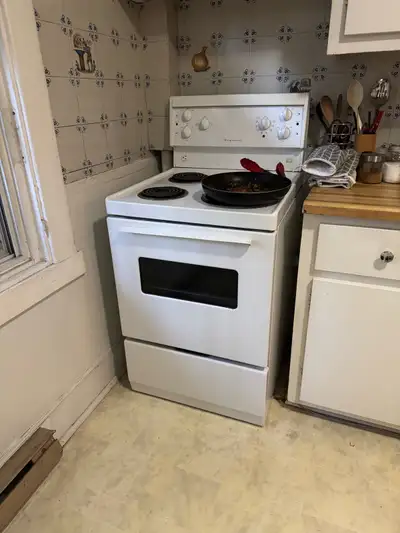 cuisinière / stove GRATUIT - FREE, View more