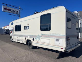 1992 FORD CUTAWAY in Cars & Trucks in Medicine Hat - Image 2