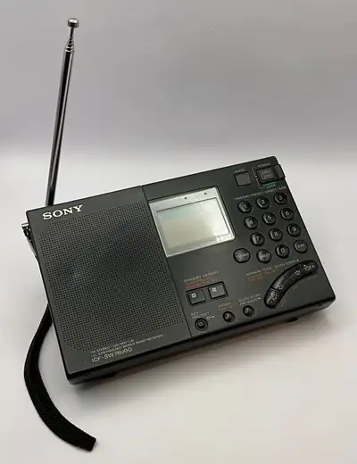 SONY 7600 G vintage portable, View more