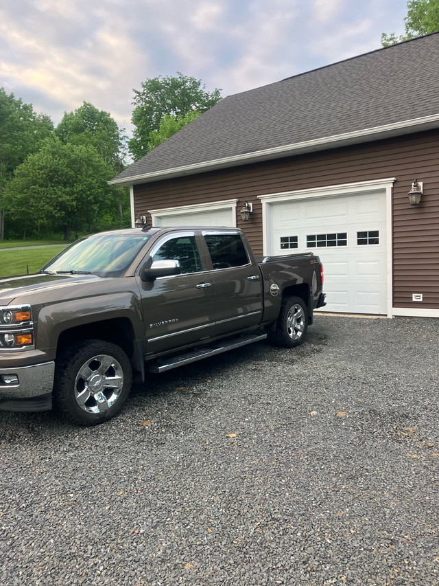 2014 Chevrolet Silverado Z71 LTZ Offroad  in Cars & Trucks in Fredericton - Image 2
