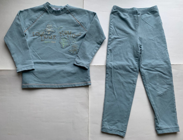 7 ans - SOURIS MINI - Pyjama unisexe - Coton doux - EN BON ÉTAT dans Enfants et jeunesse  à Ville de Québec