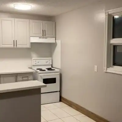 3 Bed 1 Bath @ Mary St, Lindsay