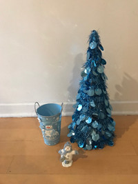 Christmas decors - light blue theme - decorations de Noël 