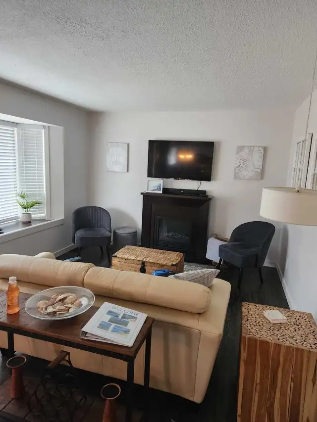 Carriage house for rent in Long Term Rentals in Kelowna - Image 5