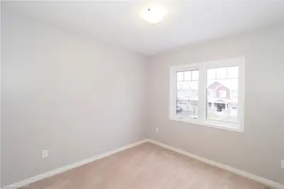 3 bedroom 3.5 bathroom available for rent